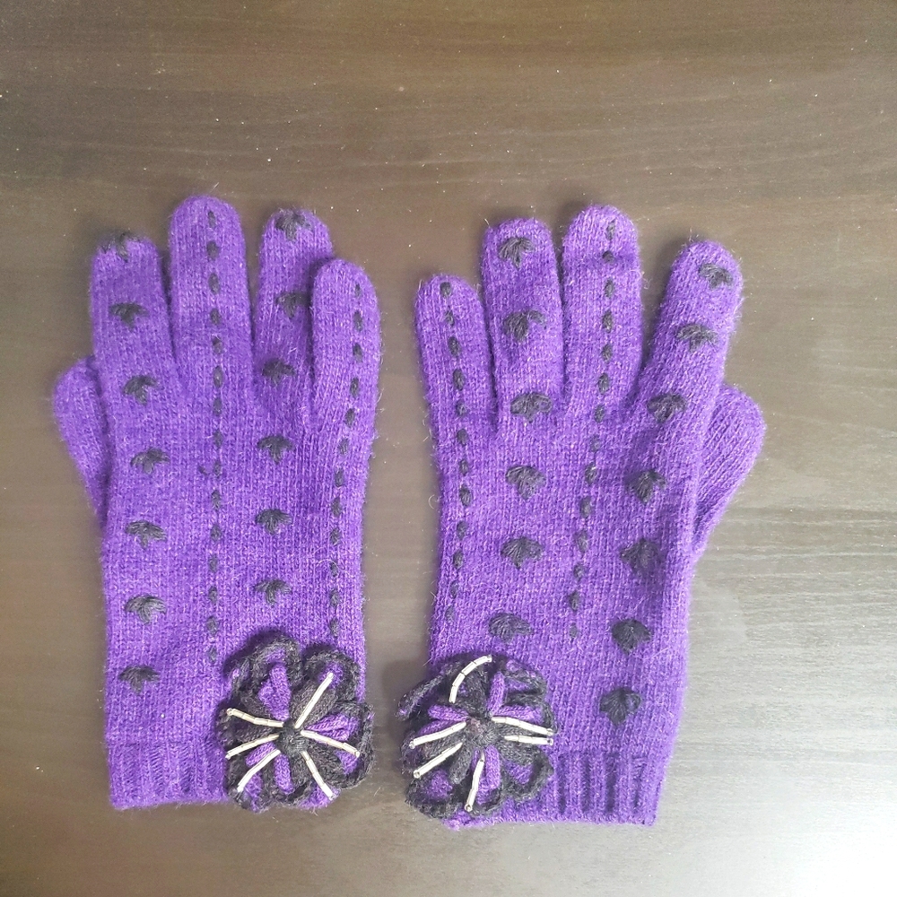 Moschino wool purple gloves made in Italy